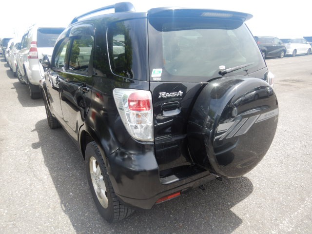 2010 TOYOTA RUSH G AWD